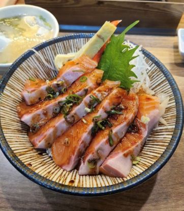 圖片 晟壽司/鮭魚親子丼（鮭魚，鮭魚卵）