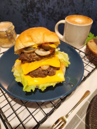 圖片 貝克斯Cafe/天高牛肉漢堡
